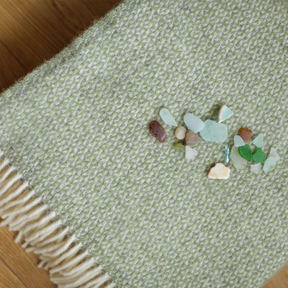 Pure New Wool Throw in Green & Grey Illusion Design